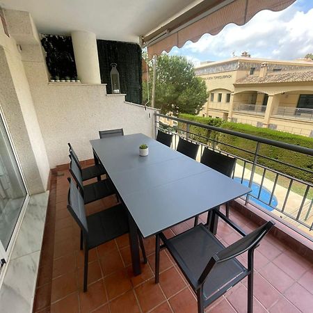 Amazing Apartment For Families Up To 6 Persons Benalmádena Esterno foto