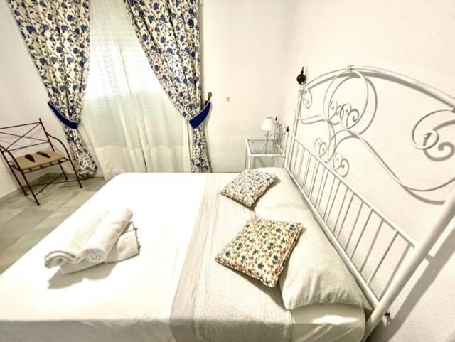 Amazing Apartment For Families Up To 6 Persons Benalmádena Esterno foto